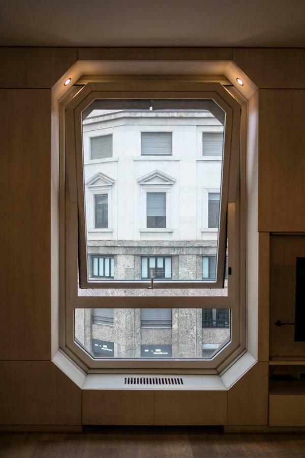 Santo Stefano Luxury Apartment Milano Exterior foto