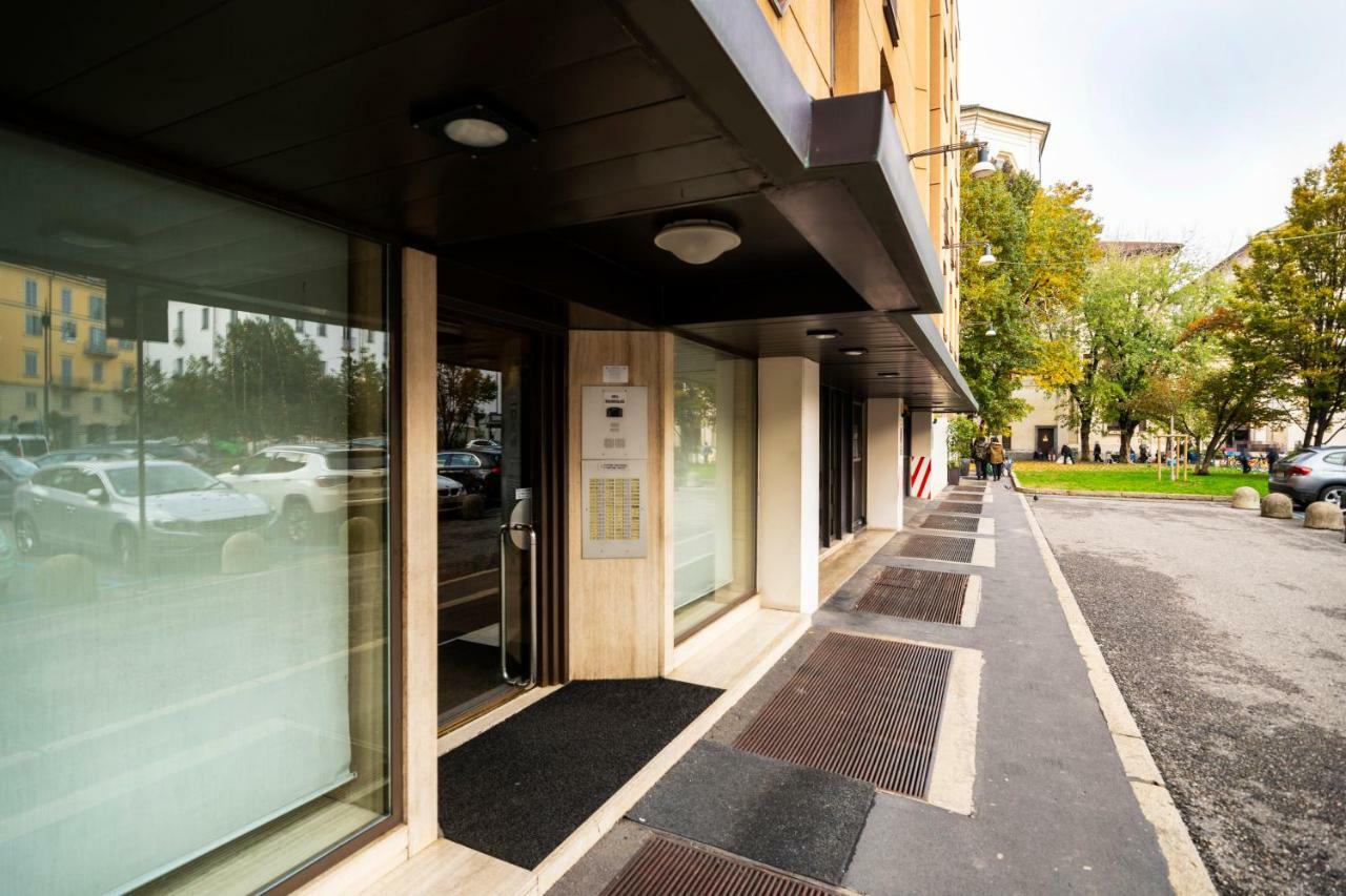 Santo Stefano Luxury Apartment Milano Exterior foto
